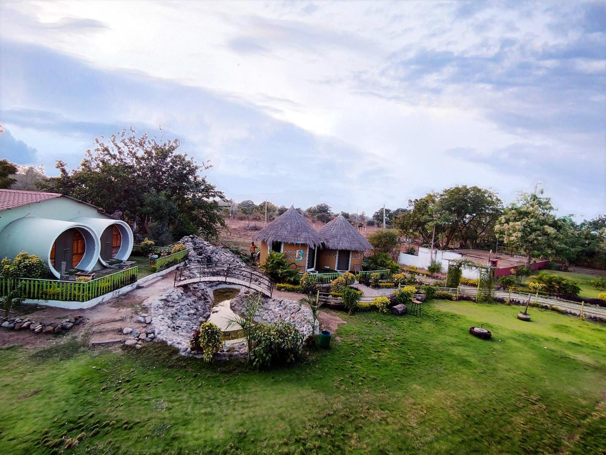 Van Vagdo Resort Rajpipla Bagian luar foto