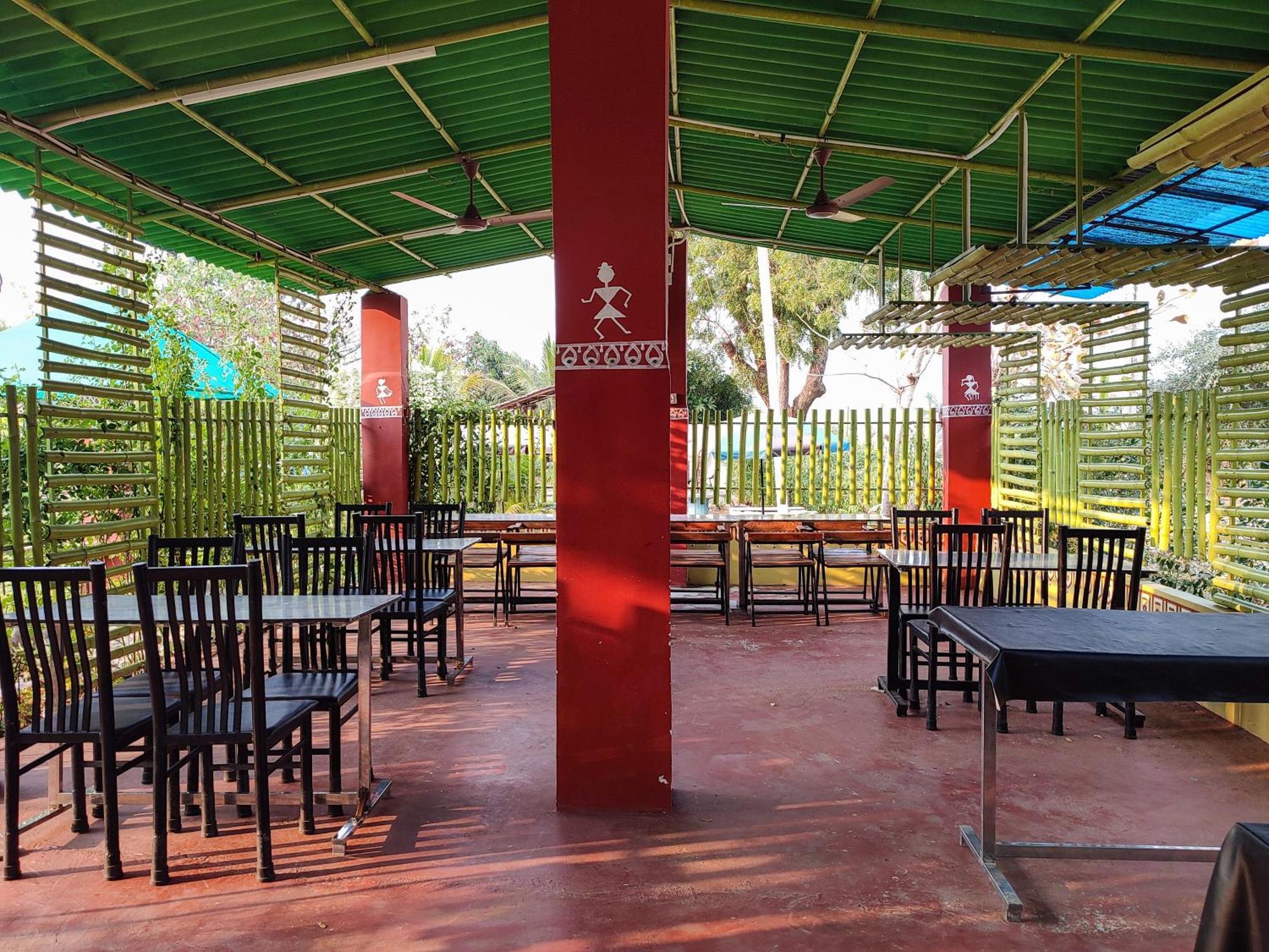 Van Vagdo Resort Rajpipla Bagian luar foto