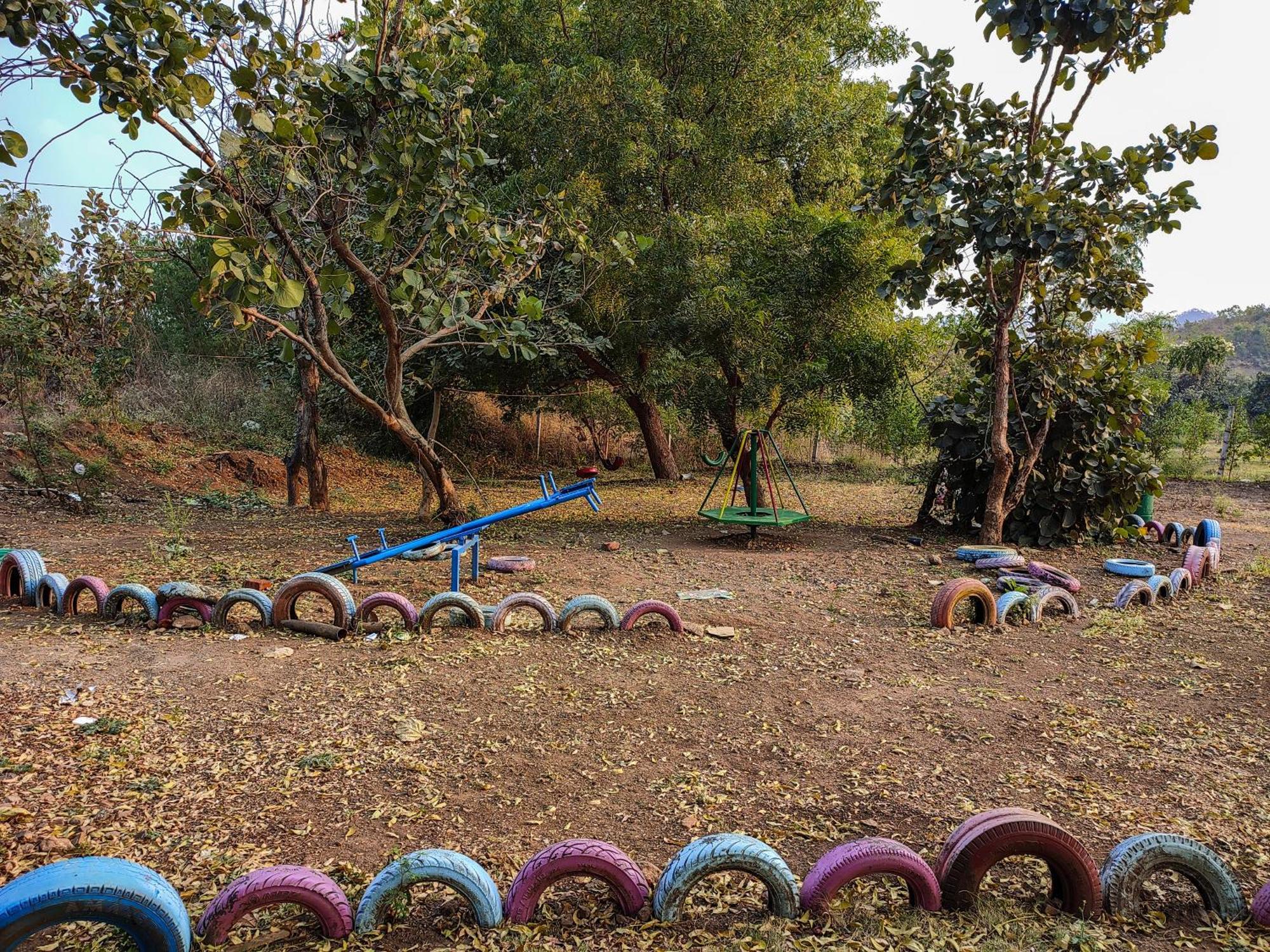 Van Vagdo Resort Rajpipla Bagian luar foto